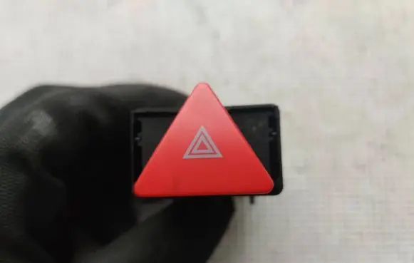 Volkswagen Transporter - Caravelle T4 Hazard light switch 6N0953235A 7D0953235 6N0953235