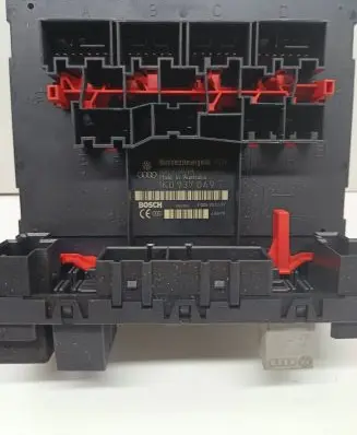 Volkswagen Touran I Comfort/convenience module 1K0937049T F005V00497 H30S0704
