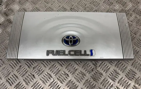 Engine cover (trim)