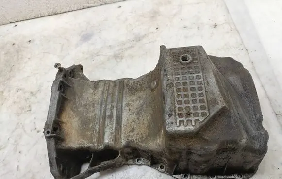 Renault Scenic I Oil sump 7700273456 7700273466