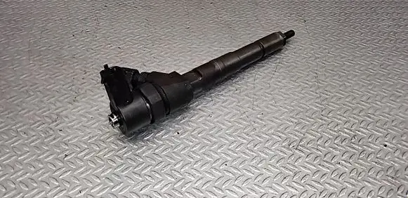 Alfa Romeo GT Fuel injector 0445110111