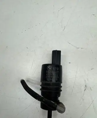 BMW 5 GT F07 Windscreen/windshield washer pump 6934160 13264011 3240479