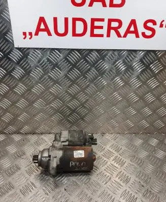 Volkswagen Polo IV 9N3 Starter motor 1005831281