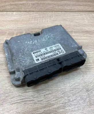 Opel Zafira A Engine control unit/module ECU 0281010268 24417169