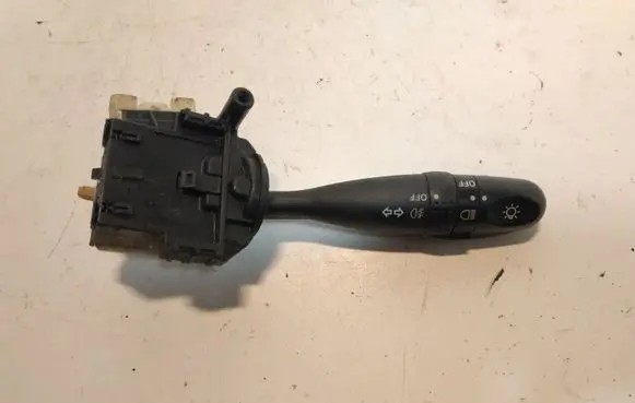Toyota RAV 4 (XA20) Indicator stalk 173648