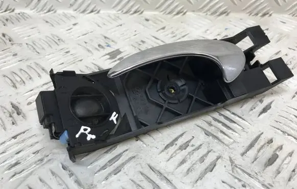 Jaguar XJ X308 Rear door interior handle R30213 LNC4151AA