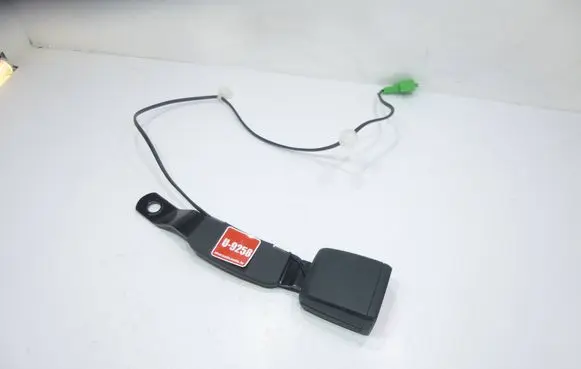 Skoda Fabia Mk3 (NJ) Front seatbelt buckle 6V0857756C 70601712