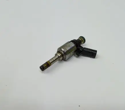 Audi Q5 SQ5 Fuel injector 06H906036J