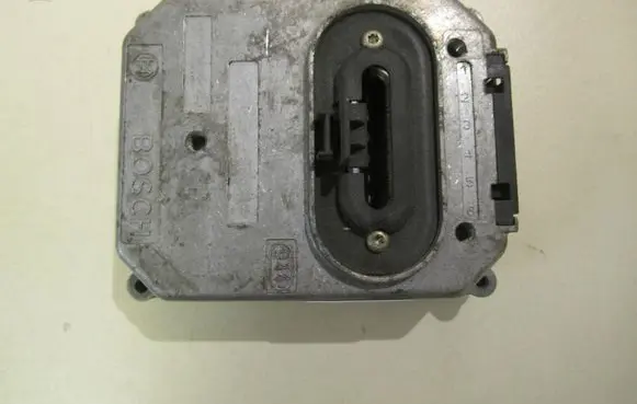 Volkswagen Sharan Window control relay 7M0955113A