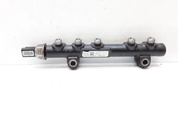 Volvo V40 Fuel main line pipe 9685297580