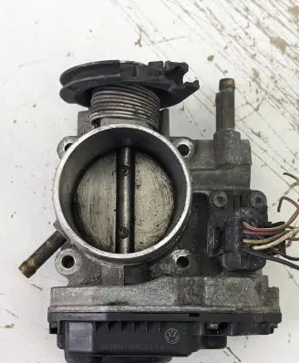 Volkswagen Sharan Throttle valve 037133064A 408237111003
