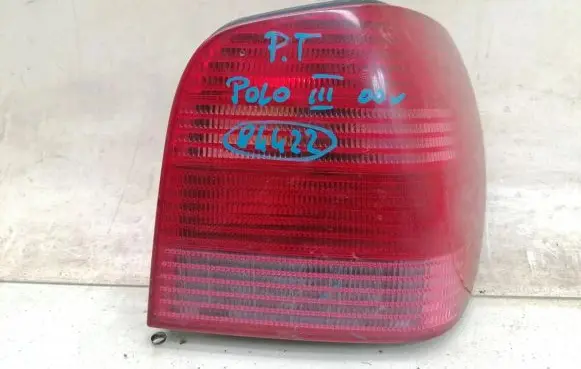 Volkswagen Jetta IV Rear/tail lights