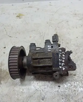 Toyota Corolla E120 E130 Fuel injection high pressure pump 2210027010