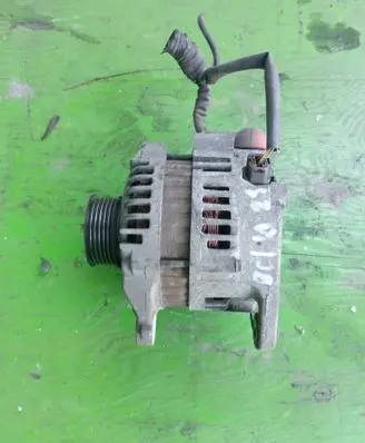 Nissan Almera N16 Generator/alternator