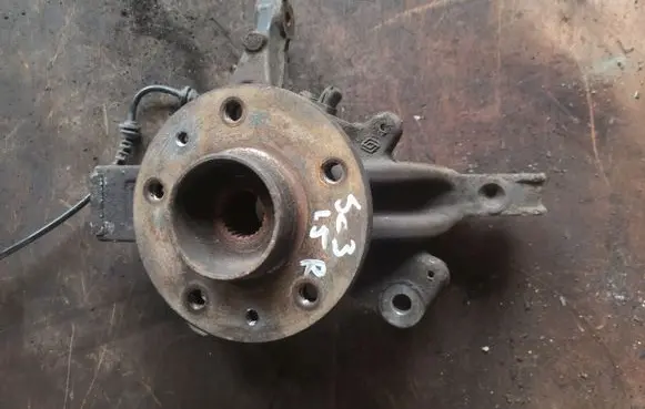 Renault Scenic III - Grand scenic III Front wheel hub