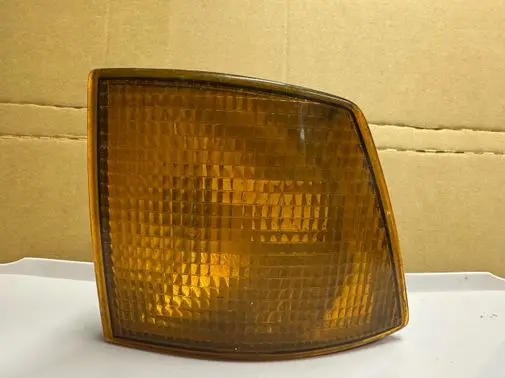 BMW 7 E32 Front indicator light 63131374013 42744