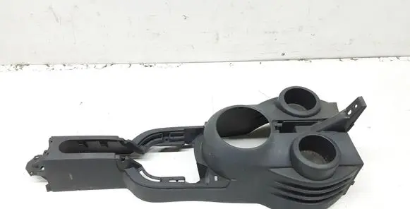 Mitsubishi Colt Center console 8011A288