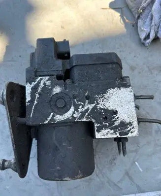 Volkswagen II LT ABS Pump 0265220488