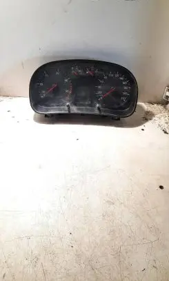 Volkswagen Golf IV Speedometer (instrument cluster) 1J0920806E 1031200833 0263637002