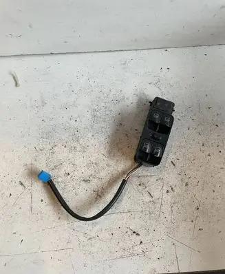 Mercedes-Benz C W203 Electric window control switch A2038218051