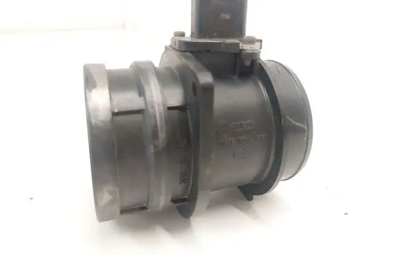 Audi A6 S6 C6 4F Mass air flow meter 06D906461