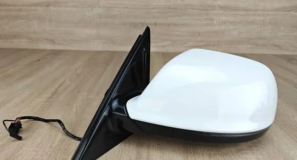 Audi Q5 SQ5 8R Front door electric wing mirror 8R1857409AN