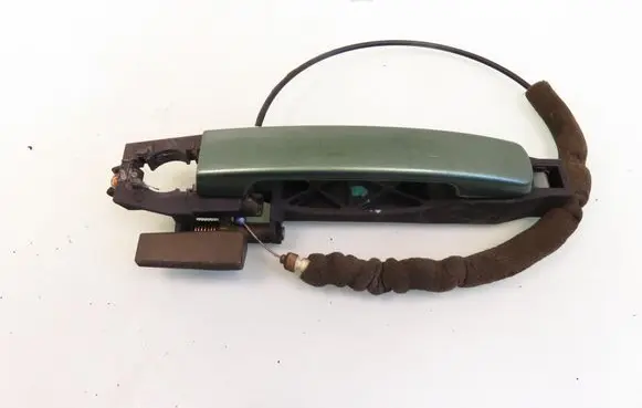 Nissan Quest Sliding door exterior handle 