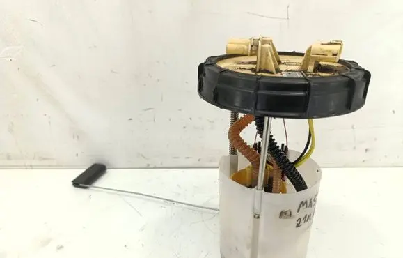 Renault Master III In-tank fuel pump 172024101R