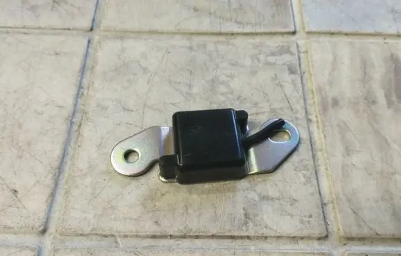 Ford B-MAX Aerial antenna amplifier AV1T19C175AA 20130613A