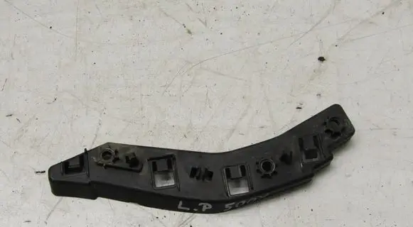Fiat 500X Front bumper mounting bracket