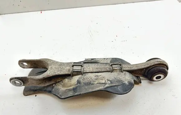 Front lower control arm/wishbone
