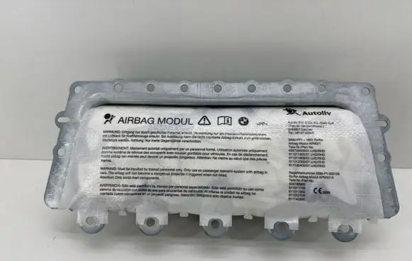 BMW 5 F10 F11 Passenger airbag 611012000B