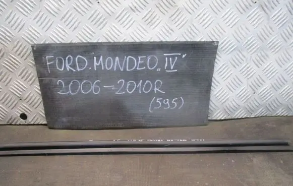 Ford Mondeo MK IV Rubber seal loading door 