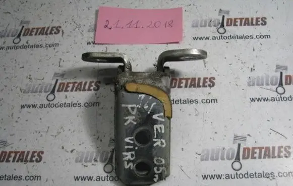 Toyota Corolla Verso AR10 Front door upper hinge