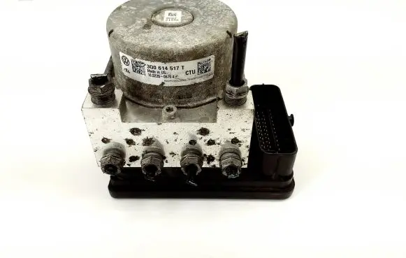 Skoda Octavia Mk3 (5E) ABS Pump 3Q0614517T 3Q0907379T