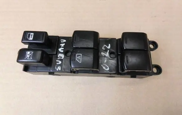 Subaru Impreza III Electric window control switch