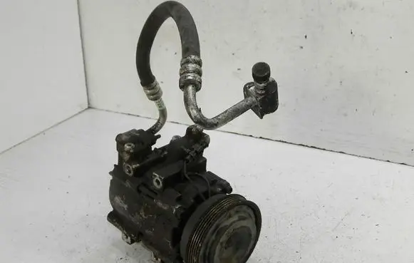 KIA Shuma Air conditioning (A/C) compressor (pump)