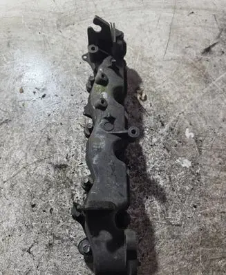 Ford Mondeo Mk III Intake manifold 2S709424