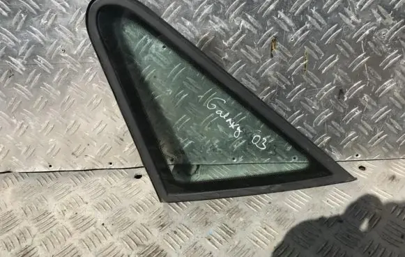 Ford Galaxy Front triangle window/glass 