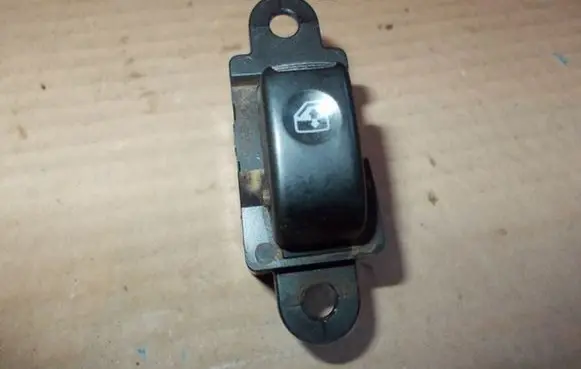 Hyundai Atos Prime Electric window control switch