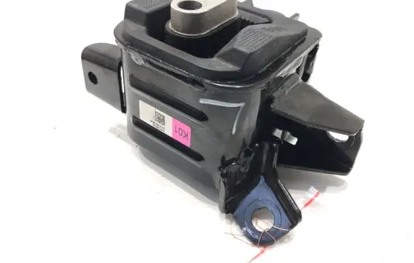 Hyundai Kona II Engine mount vacuum valve 21870BF000