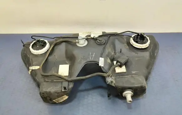 Jaguar XF X250 Fuel tank 9X239K007CD