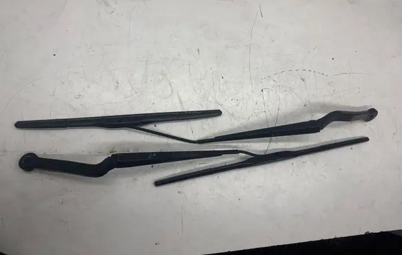BMW X5 F15 Windshield/front glass wiper blade 7304069