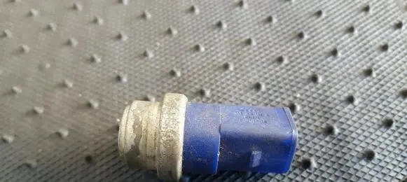 Coolant temperature sensor
