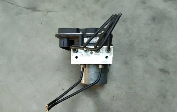 Fiat 500 ABS Pump 51849337 0265230822