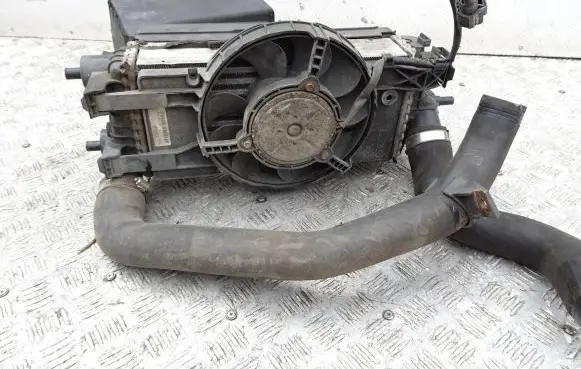 Ford Focus Intercooler radiator CV619L440VC X1436001 FC7A