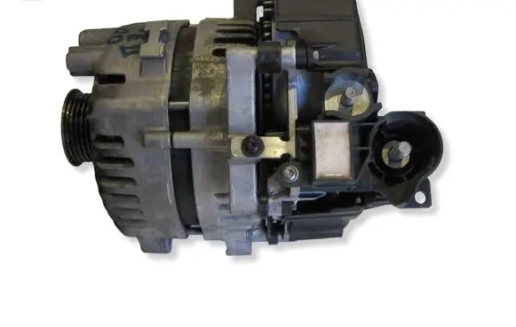 Land Rover Range Rover Evoque L551 Generator/alternator L8A211A240BB 21W03 BSG4W047