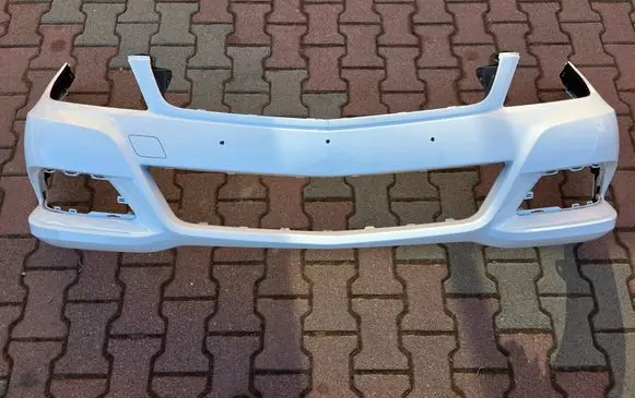 Mercedes-Benz C W204 Front bumper A2048805547
