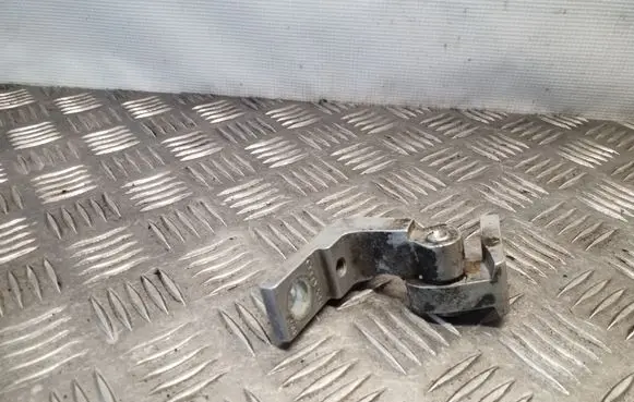 Audi A4 S4 B7 8E 8H Front door upper hinge