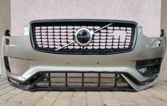 Volvo XC90 Front bumper 31690641